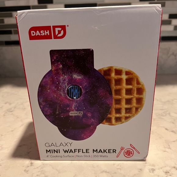 Dash Galaxy Mini Waffle Maker - Picture 1 of 4